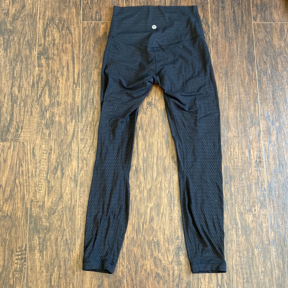 Lululemon Align Black Subtle Pattern 25” - image 7
